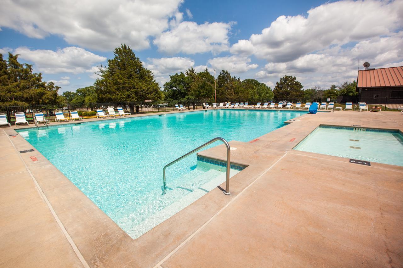 Lake Texoma Camping Resort Cabin 4 Willow Spring Dış mekan fotoğraf