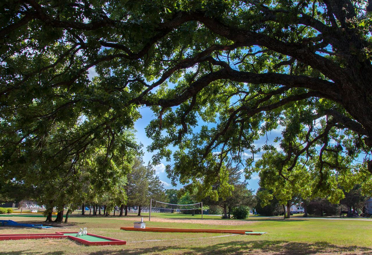 Lake Texoma Camping Resort Cabin 4 Willow Spring Dış mekan fotoğraf
